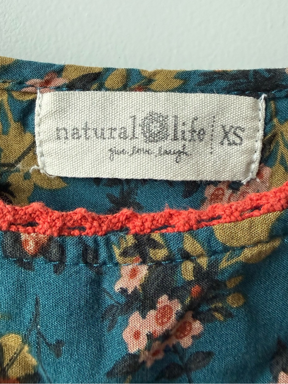 NATURAL LIFE Gigi Teal and Red Floral Mini Dress - Picture 5 of 6
